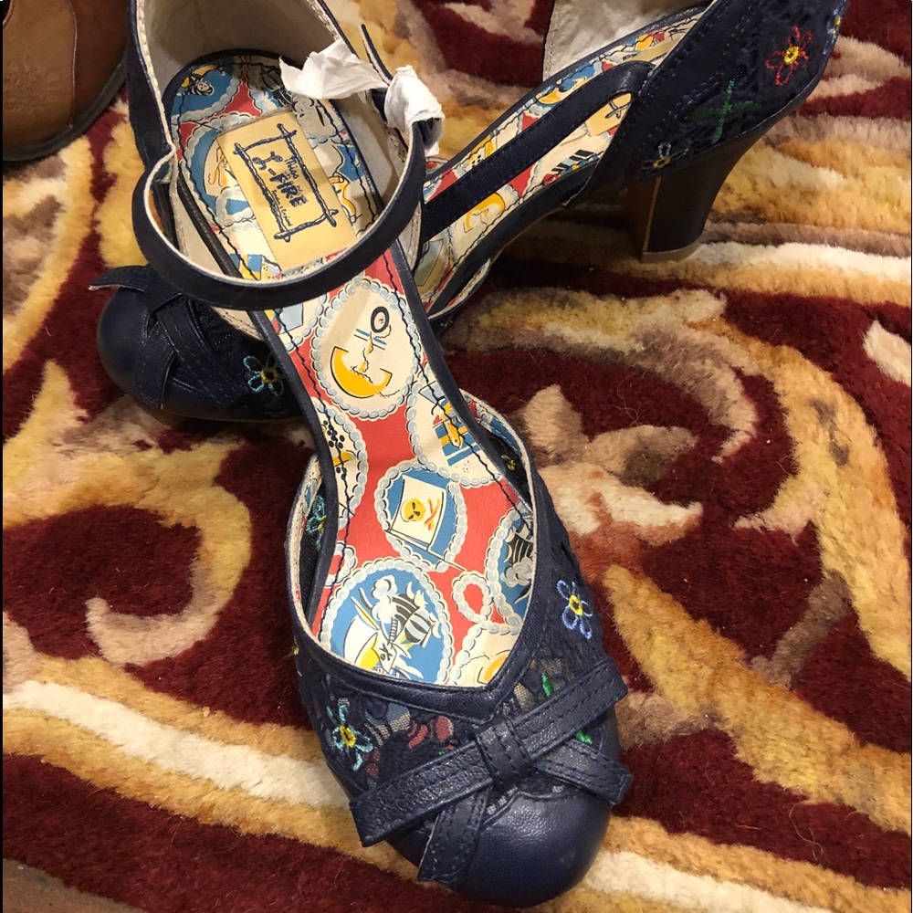 Miss L fire brand new pumps